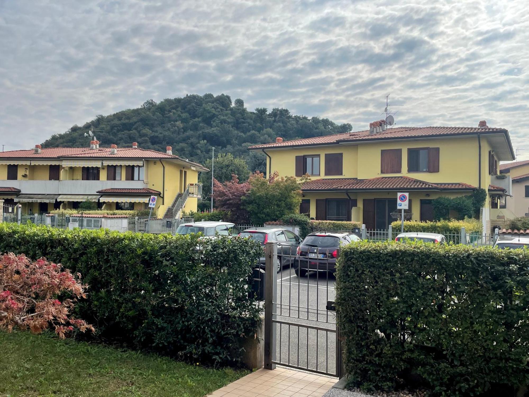 Casa Montorfano Erbusco Apartment Exterior foto